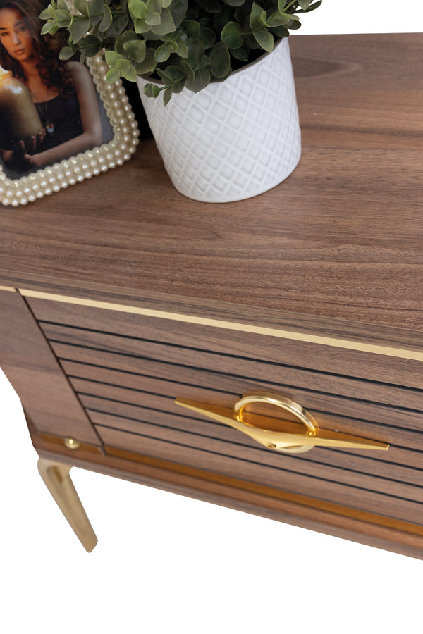 Class L TV-bänk med braskamin – Range Home